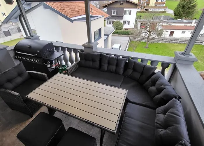 Penthouse-feeling Mabea Apartment Innsbruck