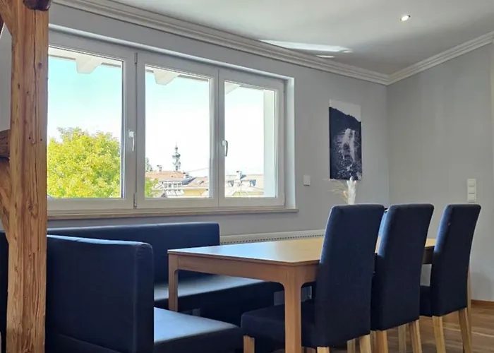 Penthouse-feeling Mabea Apartment Innsbruck